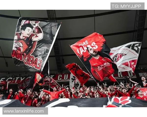 与足球明星的偶遇与成长之路：我与他们的故事与梦想交汇